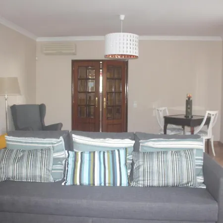 3 Bedrooms House With Private Pool Furnished Garden And Wifi At Brejos De Azeitao