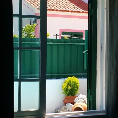 3 Bedrooms House With Private Pool Furnished Garden And Wifi At Brejos De Azeitao Tatil Evi