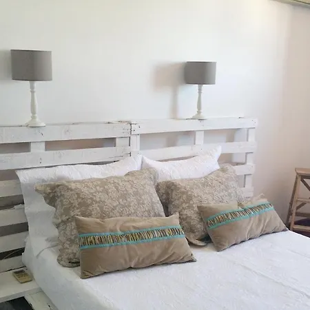 3 Bedrooms House With Private Pool Furnished Garden And Wifi At Brejos De Azeitao Tatil Evi *