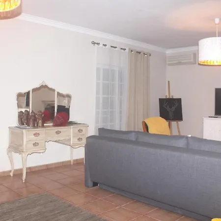 3 Bedrooms House With Private Pool Furnished Garden And Wifi At Brejos De Azeitao